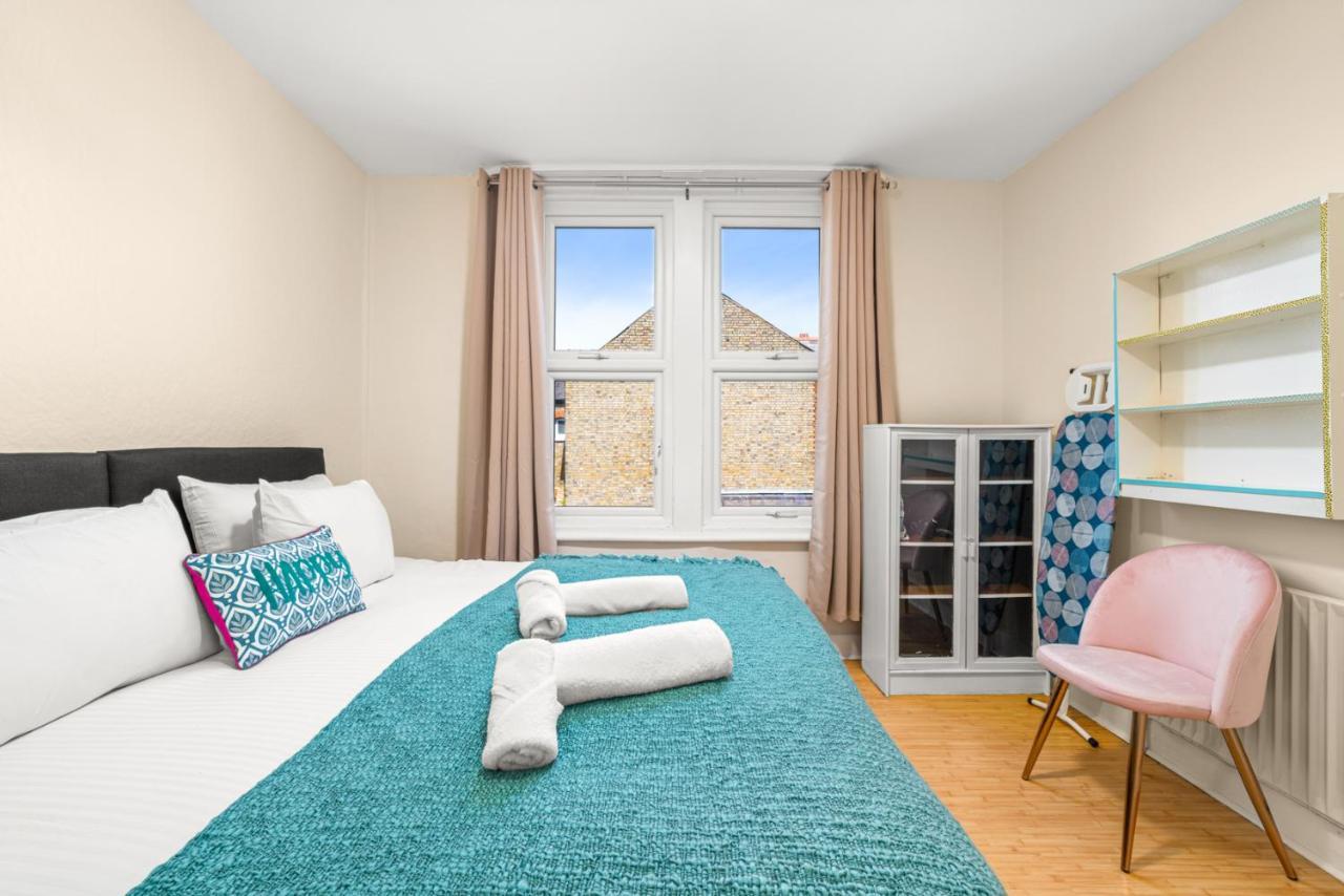 Homely 4-Bedroom Home With 2 Baths & Free Parking Londra Dış mekan fotoğraf